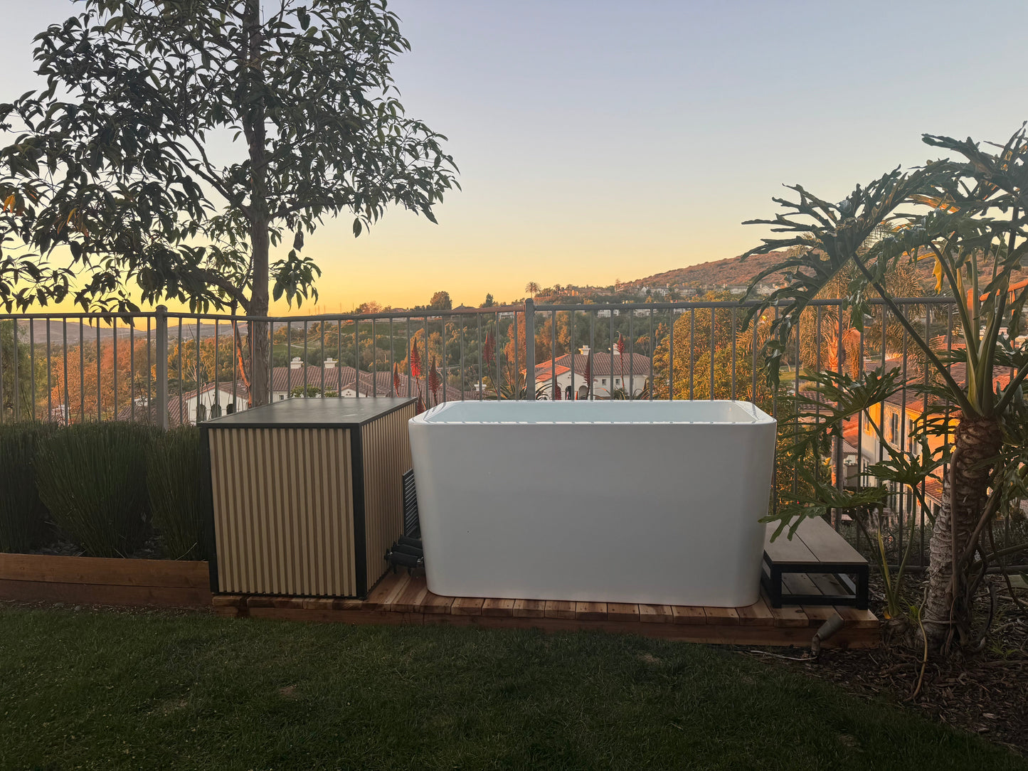 Acrylic X Tub Package